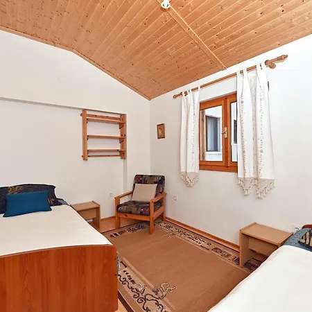 Tome Diklo Apartment Zadar