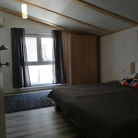 Apartment Tome Diklo