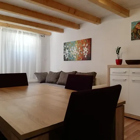 Tome Diklo Apartment *