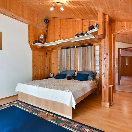 Tome Diklo Apartment Zadar