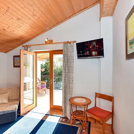 Apartment Tome Diklo